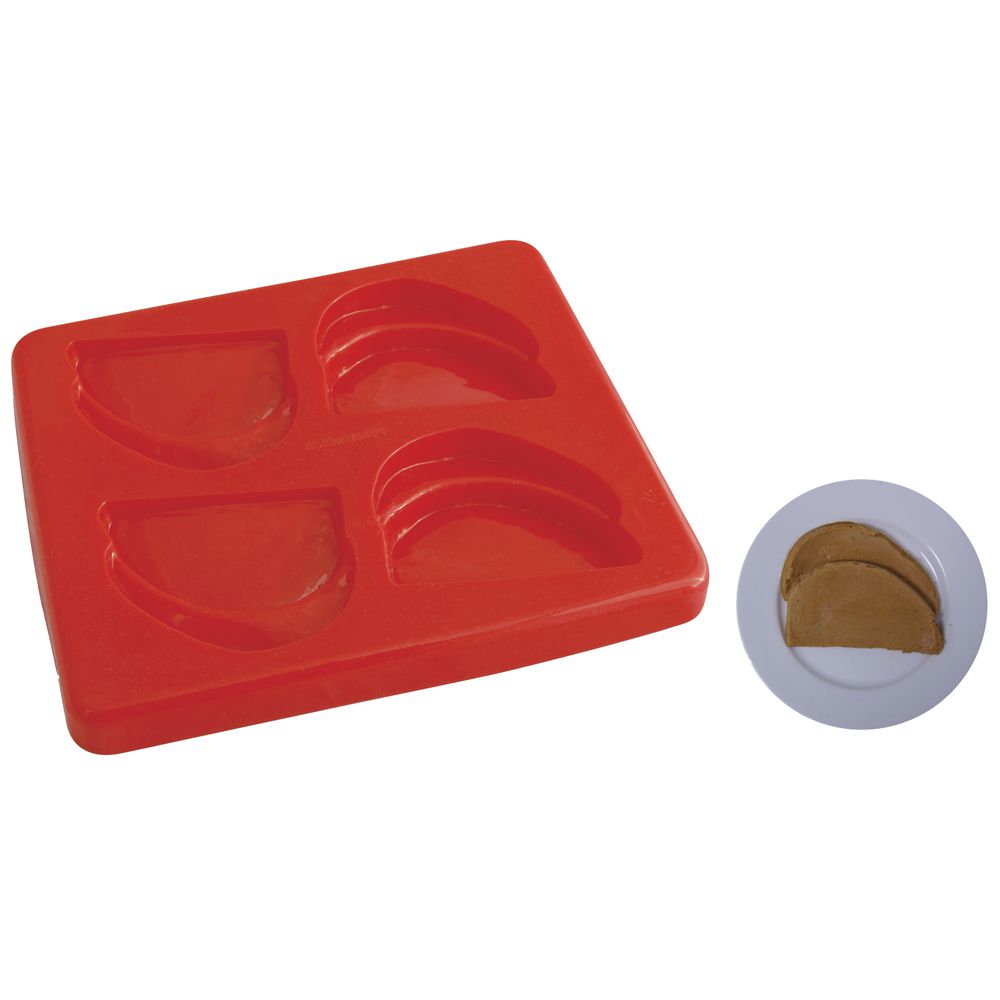 Preparing a meal with Silicone Food Molds 