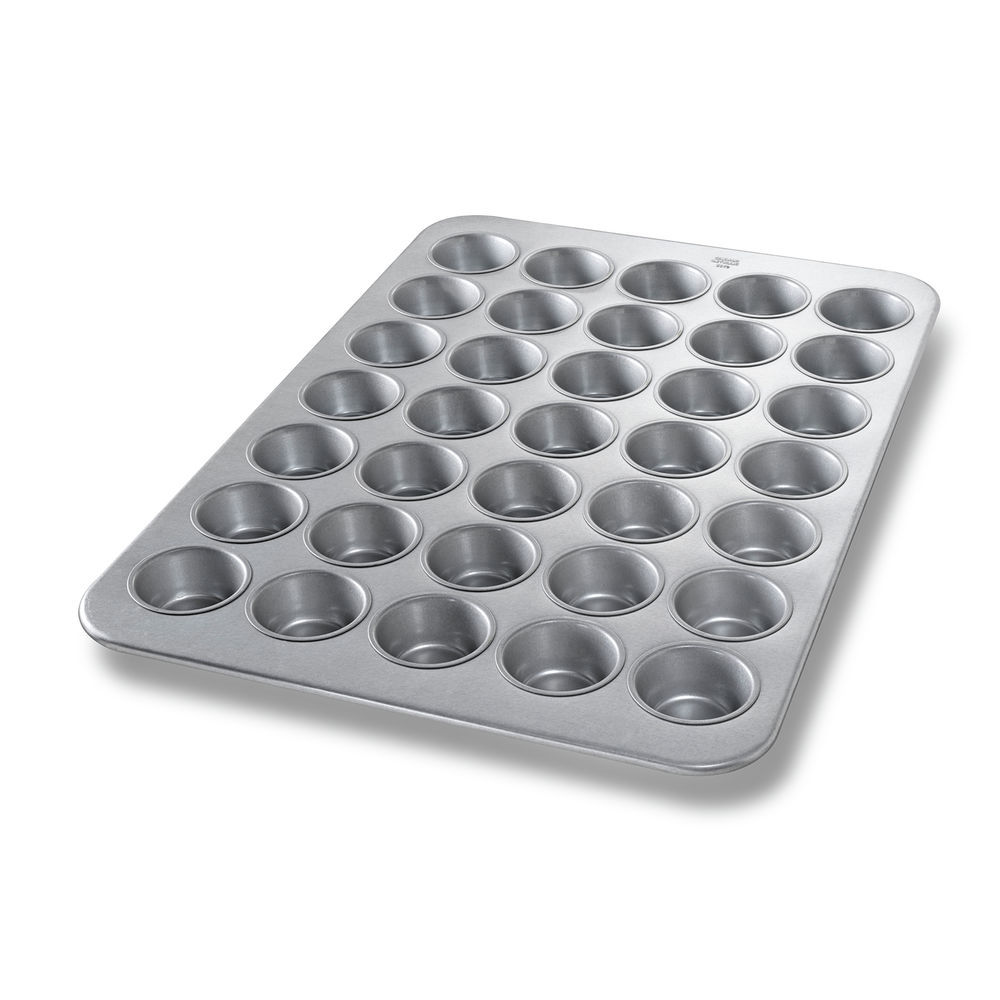 Chicago Metallic 24 Cup 3.8 oz. Glazed Aluminized Steel Muffin / Cupcake Pan - 14 1/16 x 20 11/16