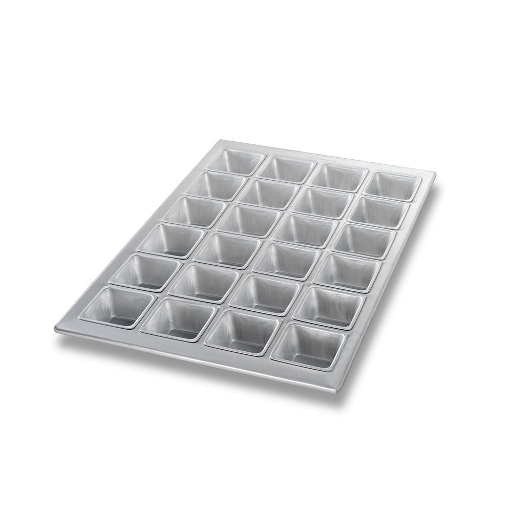 Chicago Metallic Cupcake/Muffin Pan, 24 Moulds - 6 per case