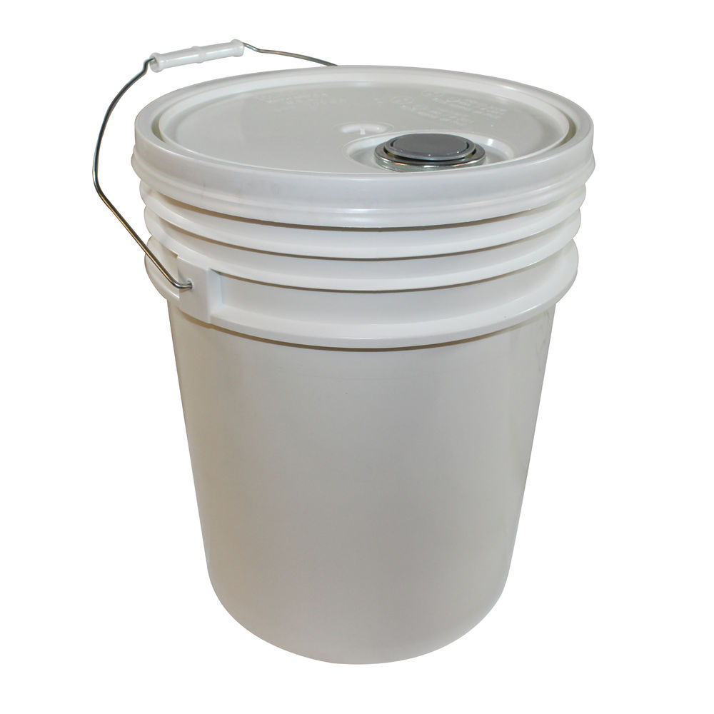 Cambro White Polyethylene Snap-Tight Cover for 22 qt Pail with Bail