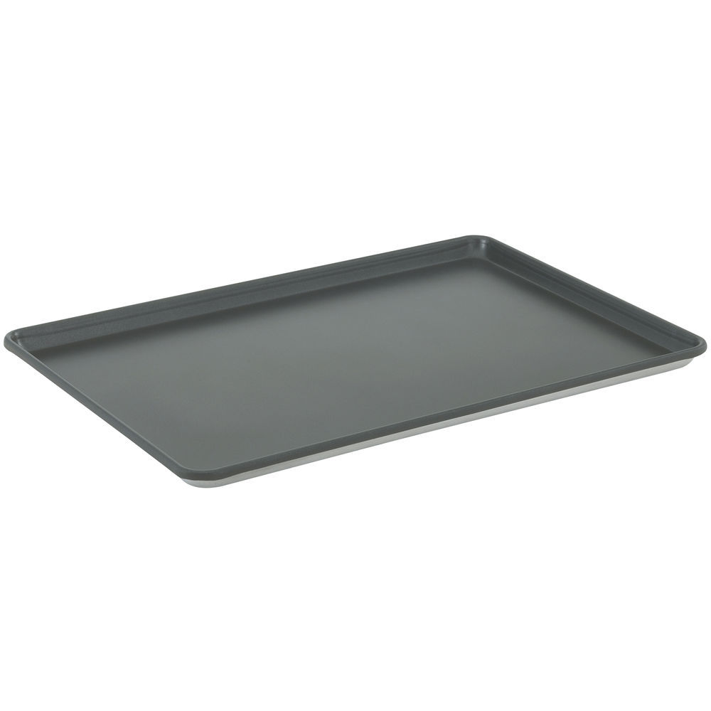 Vollrath Eighth-size Wear-Ever heavy-duty aluminum sheet pan in natural  finish - #945228 - 12 per case