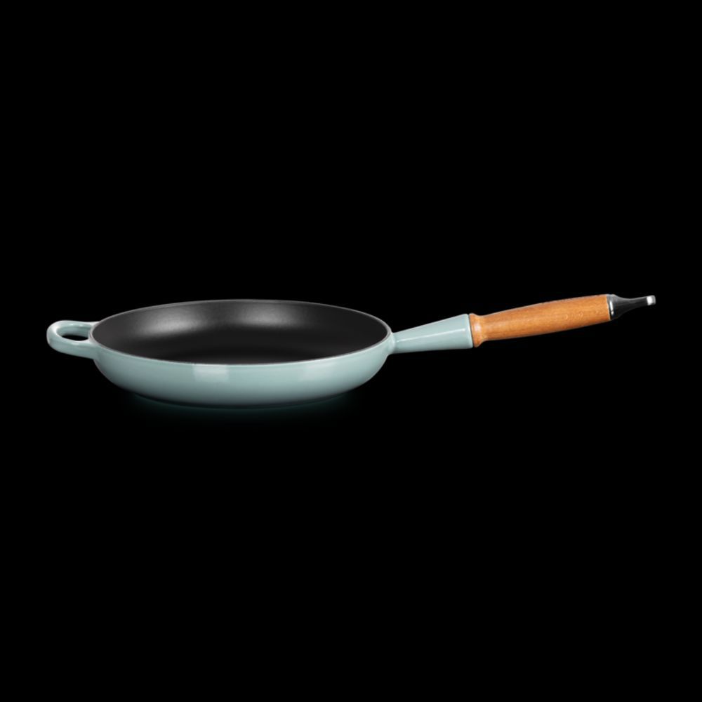 Le Creuset Signature Alpine Fry Pan with Wood Handle, 10.25